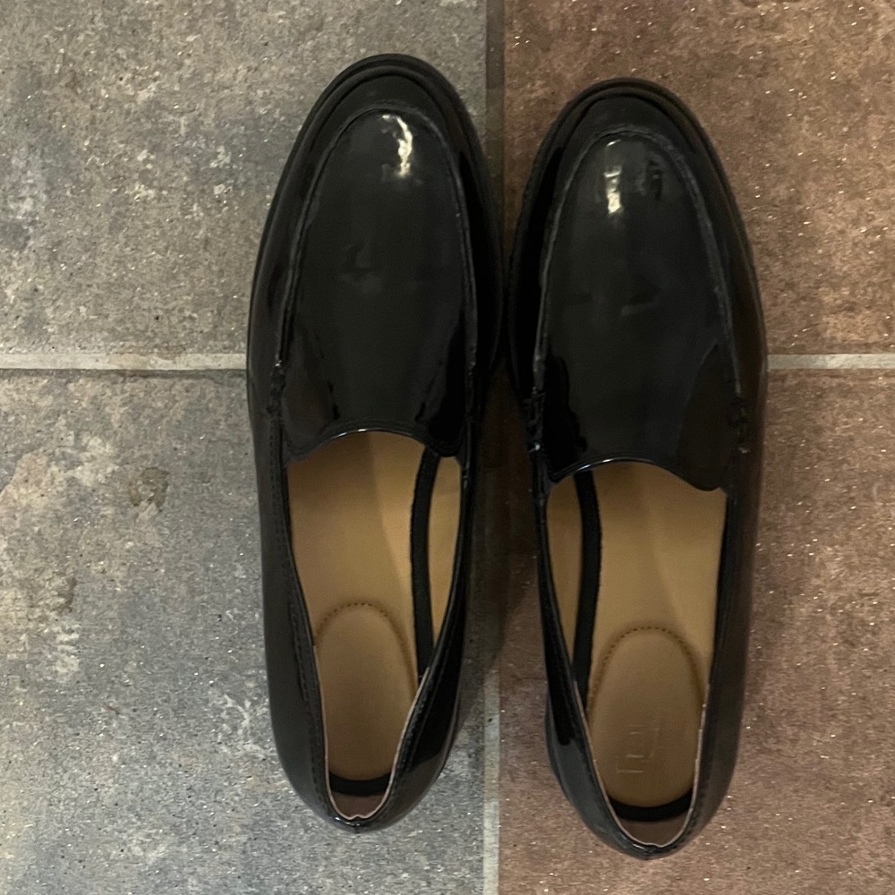 Black  Patent loafers- Franco Sarto